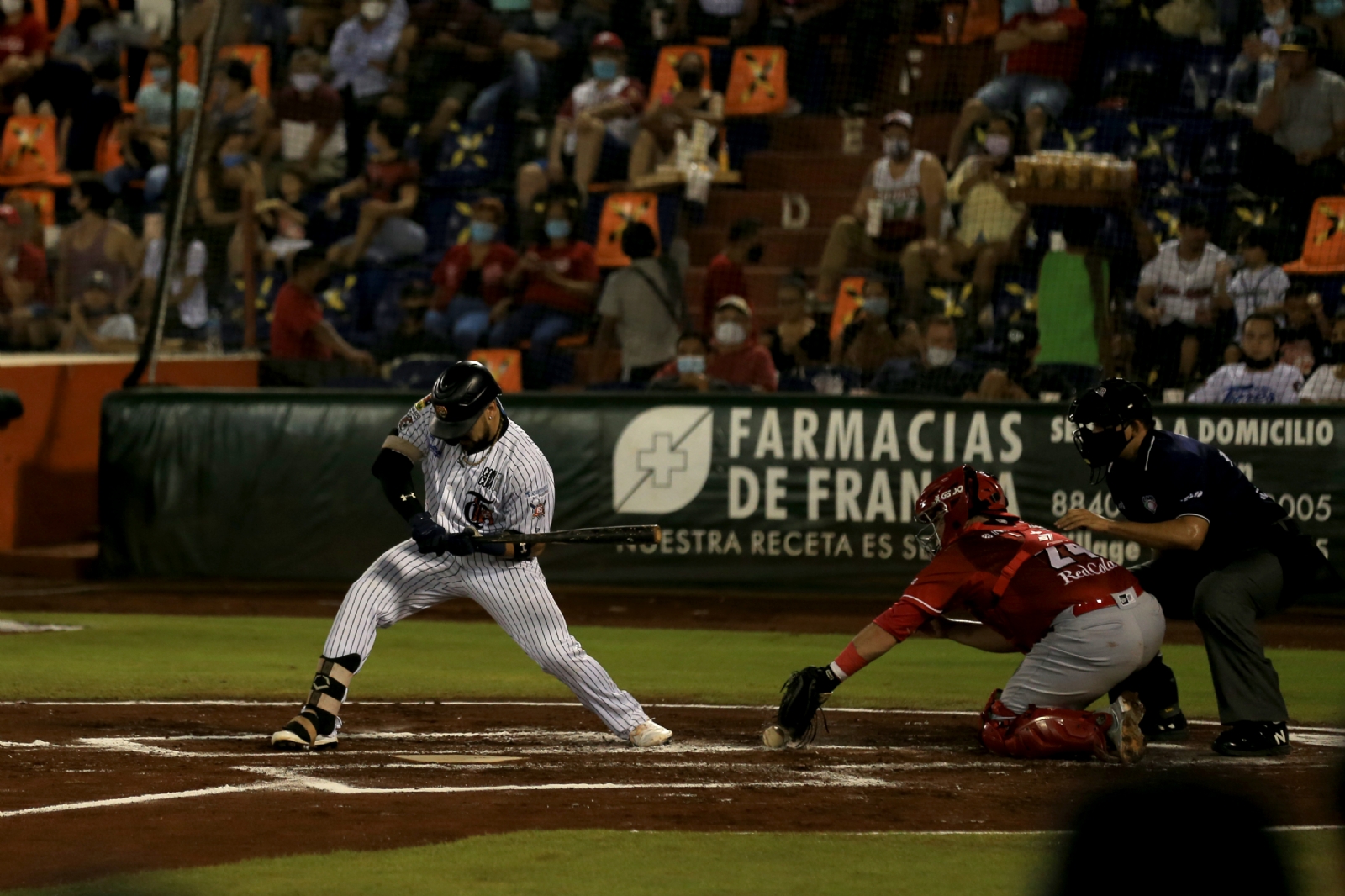 Los Tigres de Quintana Roo y Piratas de Campeche dividieron honores