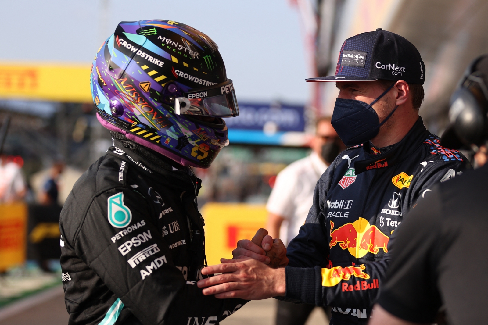 Hamilton se reencontró con la victoria en una sesión de clasificación Hamilton se reencontró con la victoria en una sesión de clasificación