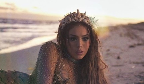 Danna Paola grabó el video "Sodio" en Yucatán el cual habla sobre la homosexualidad contraída de su pareja Danna Paola grabó el video "Sodio" en Yucatán el cual habla sobre la homosexualidad contraída de su pareja