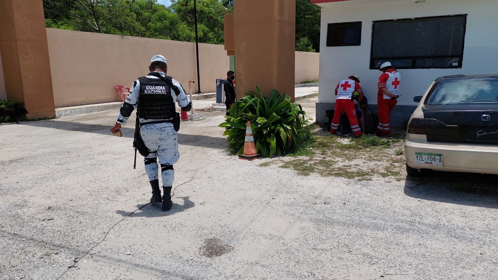 El pasajero pidió auxilio en una estación de la policía El pasajero pidió auxilio en una estación de la policía