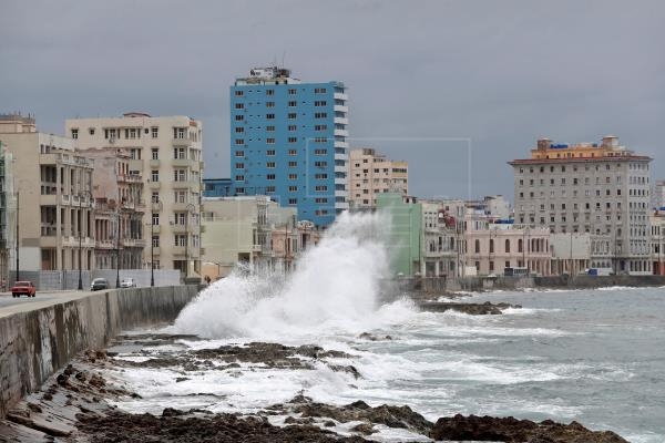 Alerta en Cuba por posible impacto del Huracán Elsa