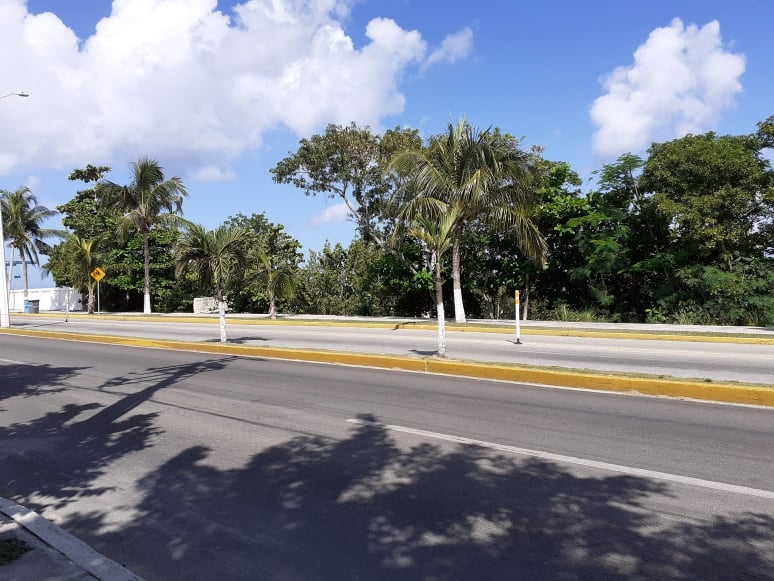 Frente al lugar hay un edificio de locales, de donde presuntamente vienen los ductos Frente al lugar hay un edificio de locales, de donde presuntamente vienen los ductos