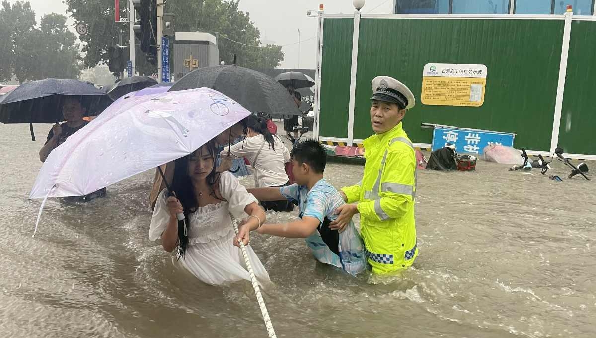 Se inundaron las calles y las estaciones del Metro en China