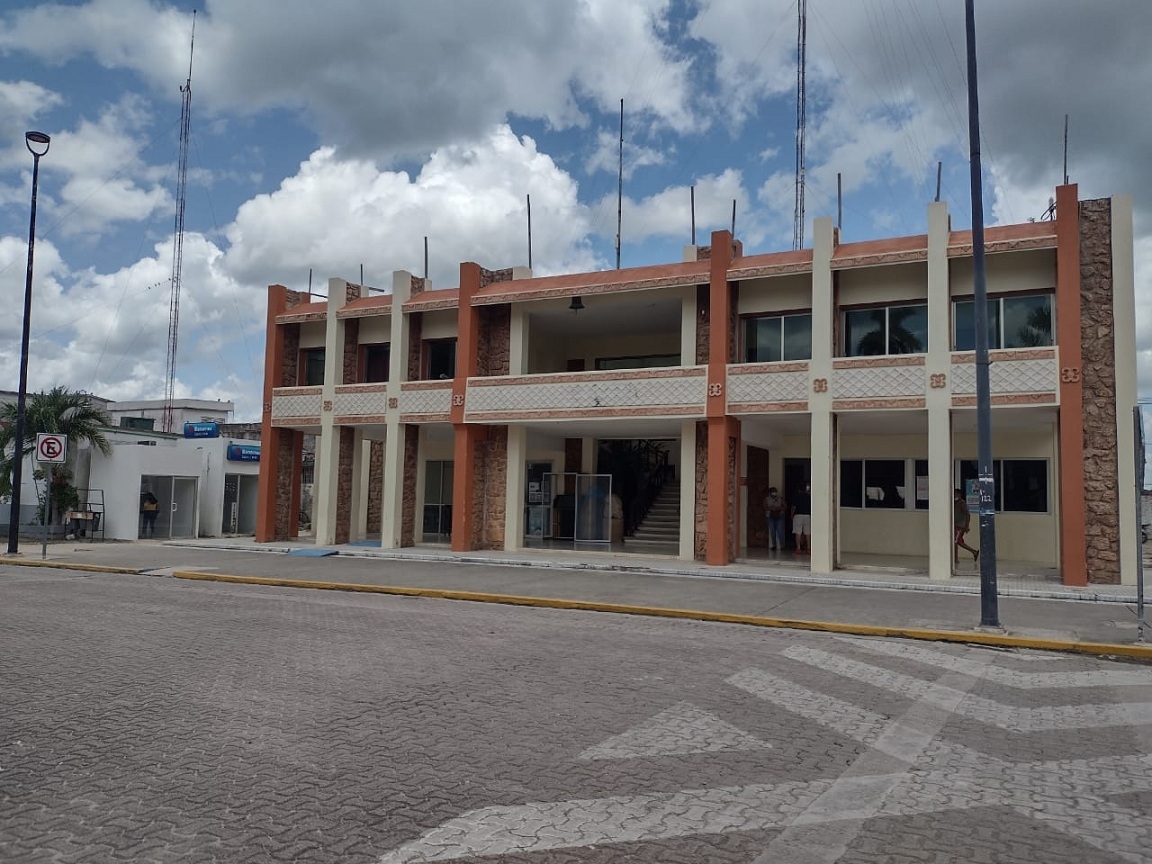 El Ayuntamiento de Felipe Carrillo Puerto ha manifestado no tener recursos suficientes para operar correctamente El Ayuntamiento de Felipe Carrillo Puerto ha manifestado no tener recursos suficientes para operar correctamente