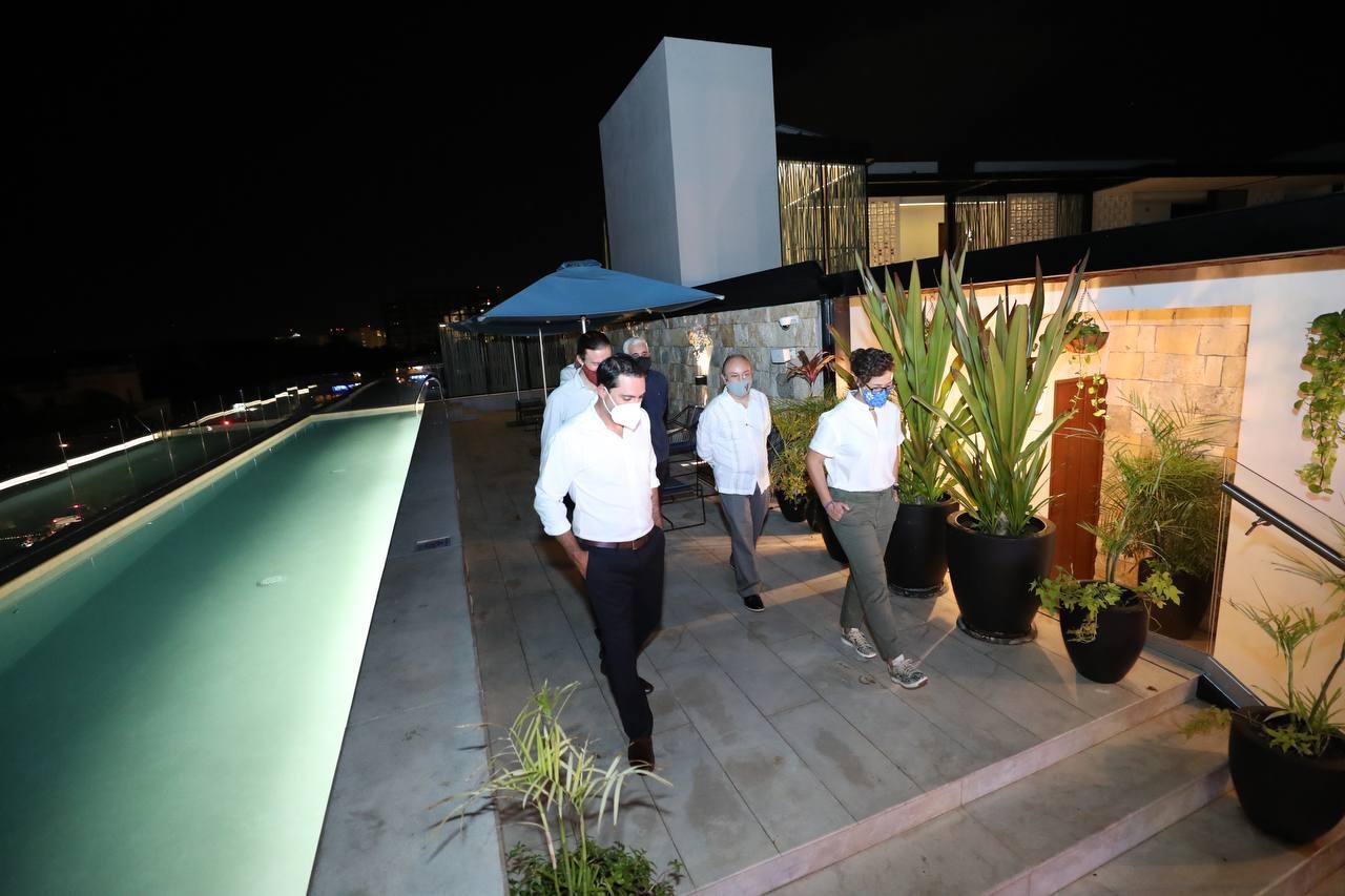 El hotel cuenta con 52 habitaciones y certificación LEED El hotel cuenta con 52 habitaciones y certificación LEED