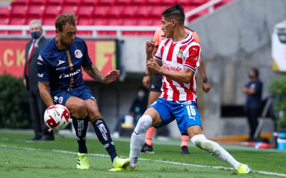 Chivas y Atlético San Luis buscarán esta noche sus primeros tres puntos del torneo Apertura 2021 de la Liga MX Chivas y Atlético San Luis buscarán esta noche sus primeros tres puntos del torneo Apertura 2021 de la Liga MX