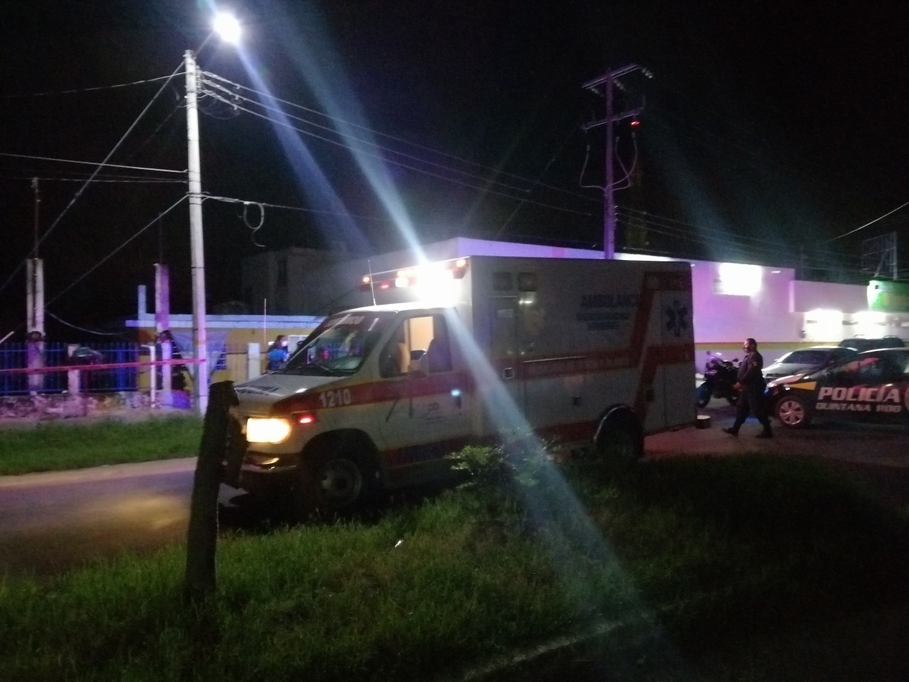 La madre del joven a entrar vio el cuerpo de su hijo, con una soga en su cuello La madre del joven a entrar vio el cuerpo de su hijo, con una soga en su cuello