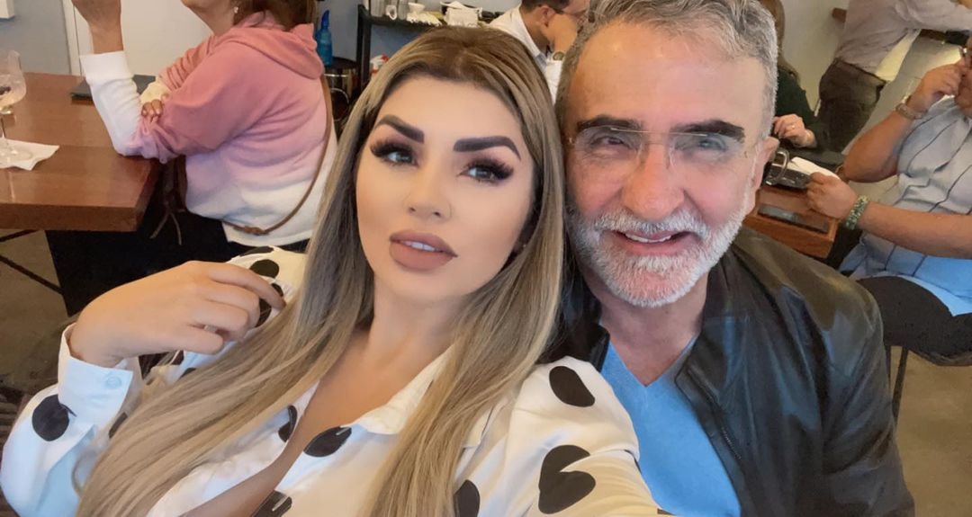 La influencer invitó a Volaris a verificar quiénes son las personas que no dan una buena imagen a la empresa