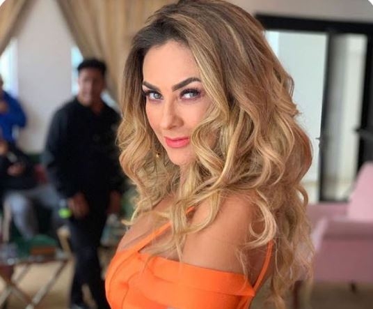 Aracely Arámbula apareció con tanque de oxígeno y levanta alarma entre fans