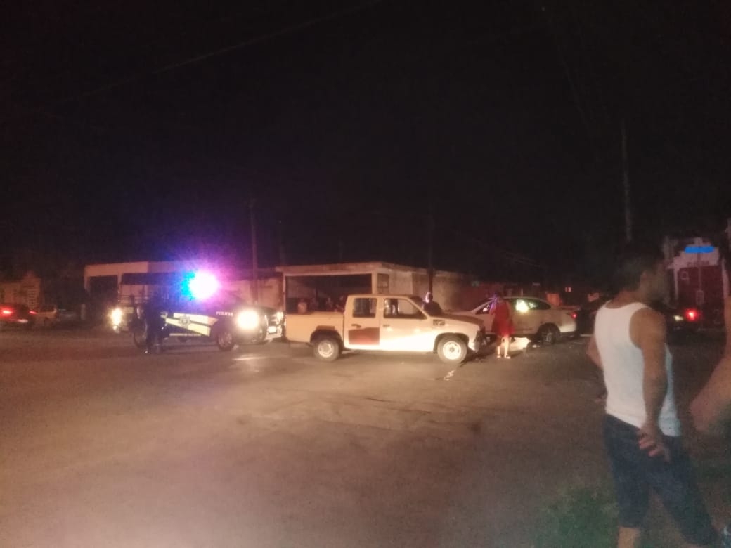 Al lugar de los hechos acudieron policías de seguridad vial de la Secretaria de Seguridad Pública en la unidad 2510 del sector Sur Al lugar de los hechos acudieron policías de seguridad vial de la Secretaria de Seguridad Pública en la unidad 2510 del sector Sur
