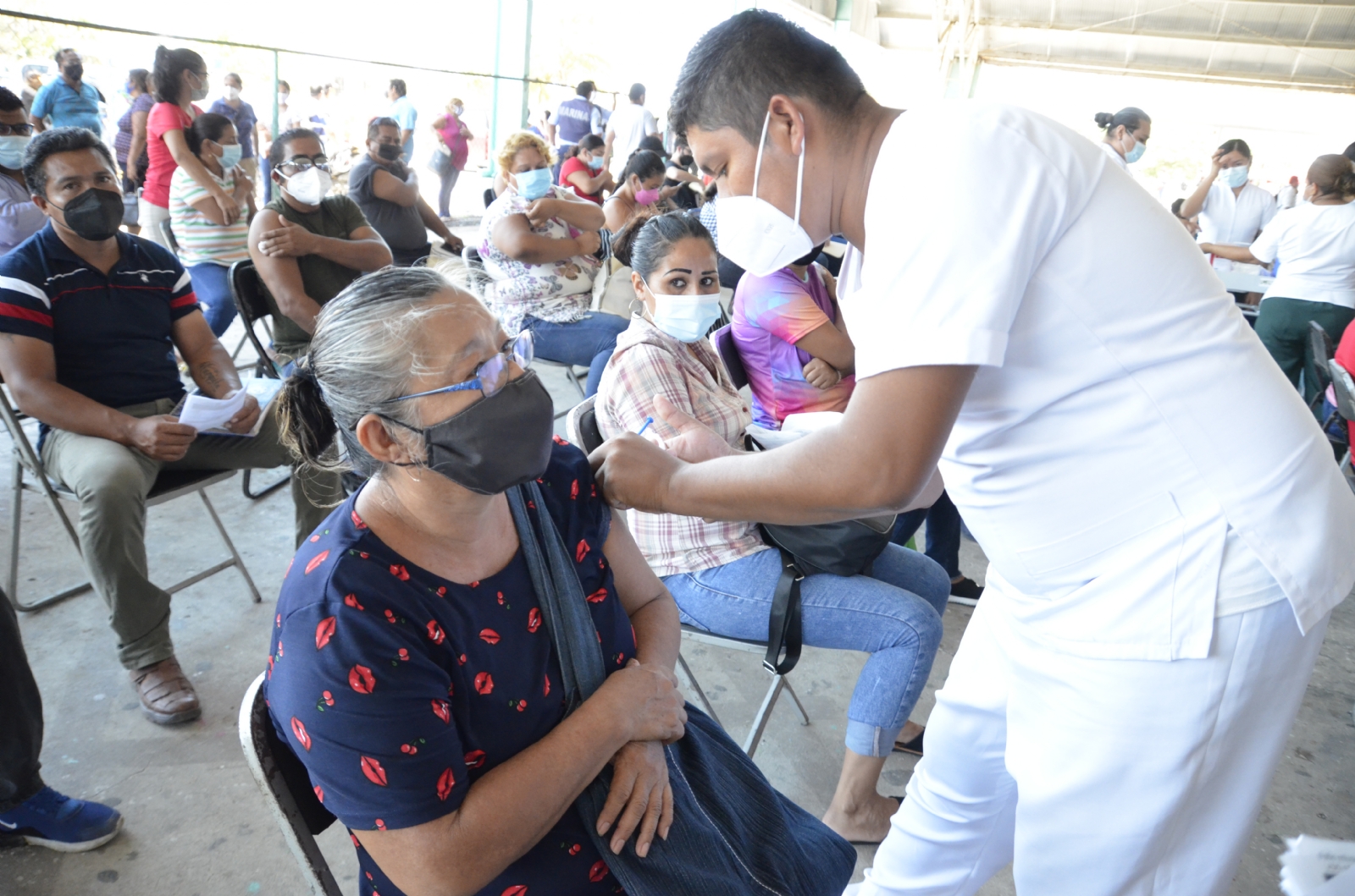 Actualmente se tiene un 75% de la población vacunada