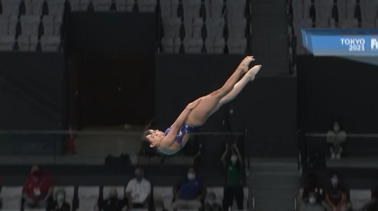 Las mexicanas Gabriela Agundez y Alejandra Orozco participando en la final de clavado sincronizado feminil 10m