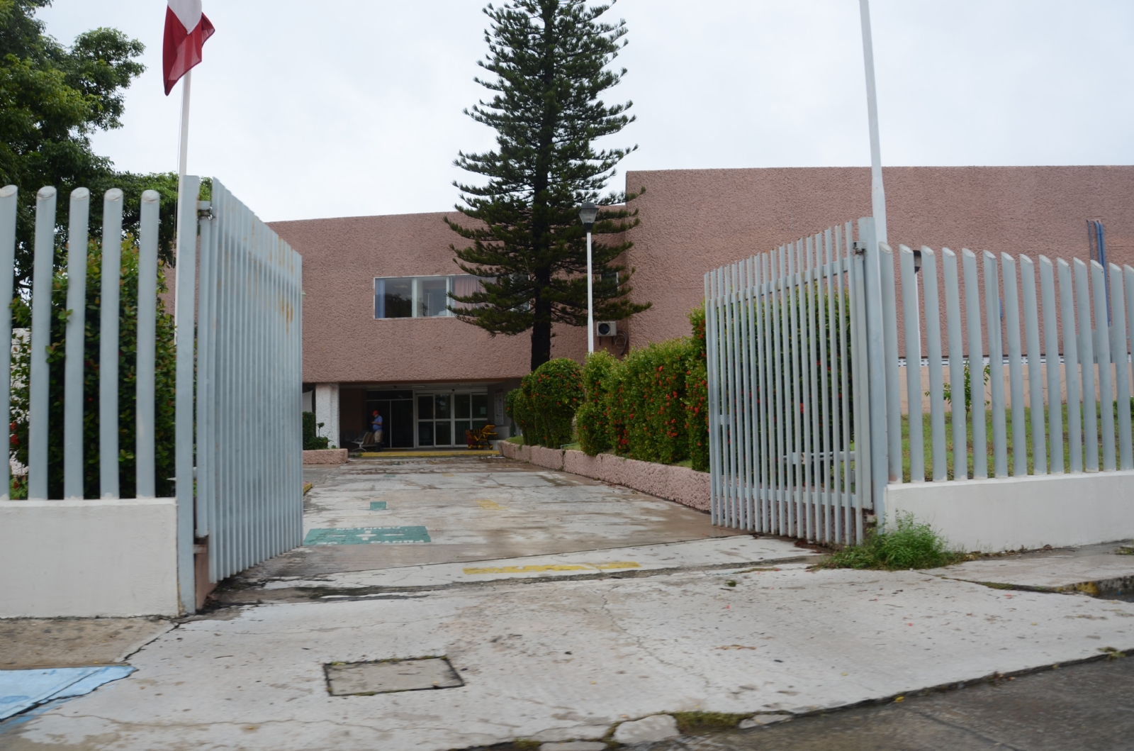 El afectado fue trasladado al hospital de PEMEX, sin embargo, no cuentan con el equipo suficiente