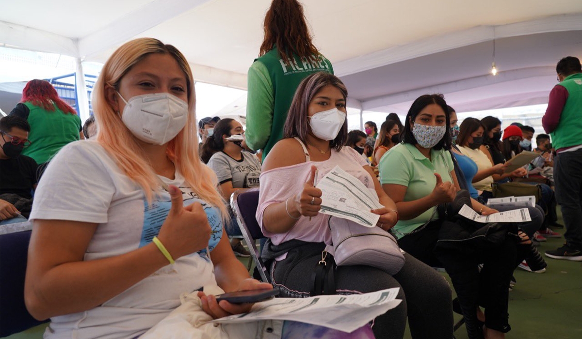 El Gobierno de la CDMX anunció que, la próxima semana, se aplicará la segunda dosis de la vacuna AstraZeneca para el grupo de 40 a 49 años de edad