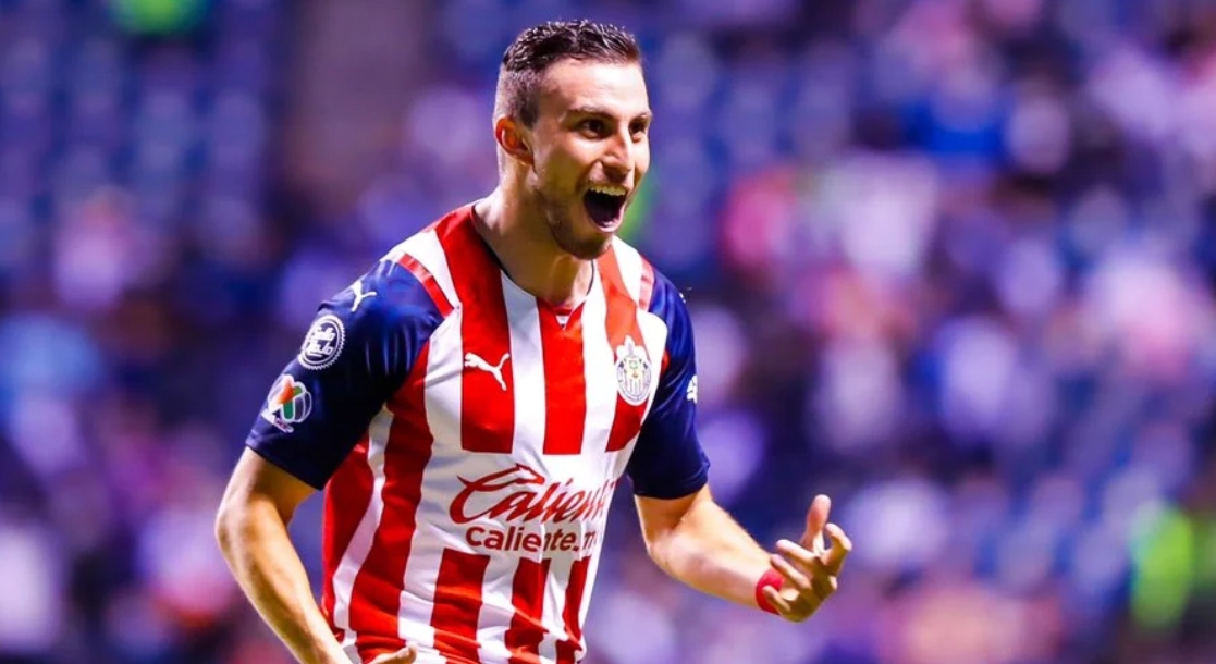 Tras un tranquilo primer tiempo, la segunda ronda vino con todo para Chivas Tras un tranquilo primer tiempo, la segunda ronda vino con todo para Chivas