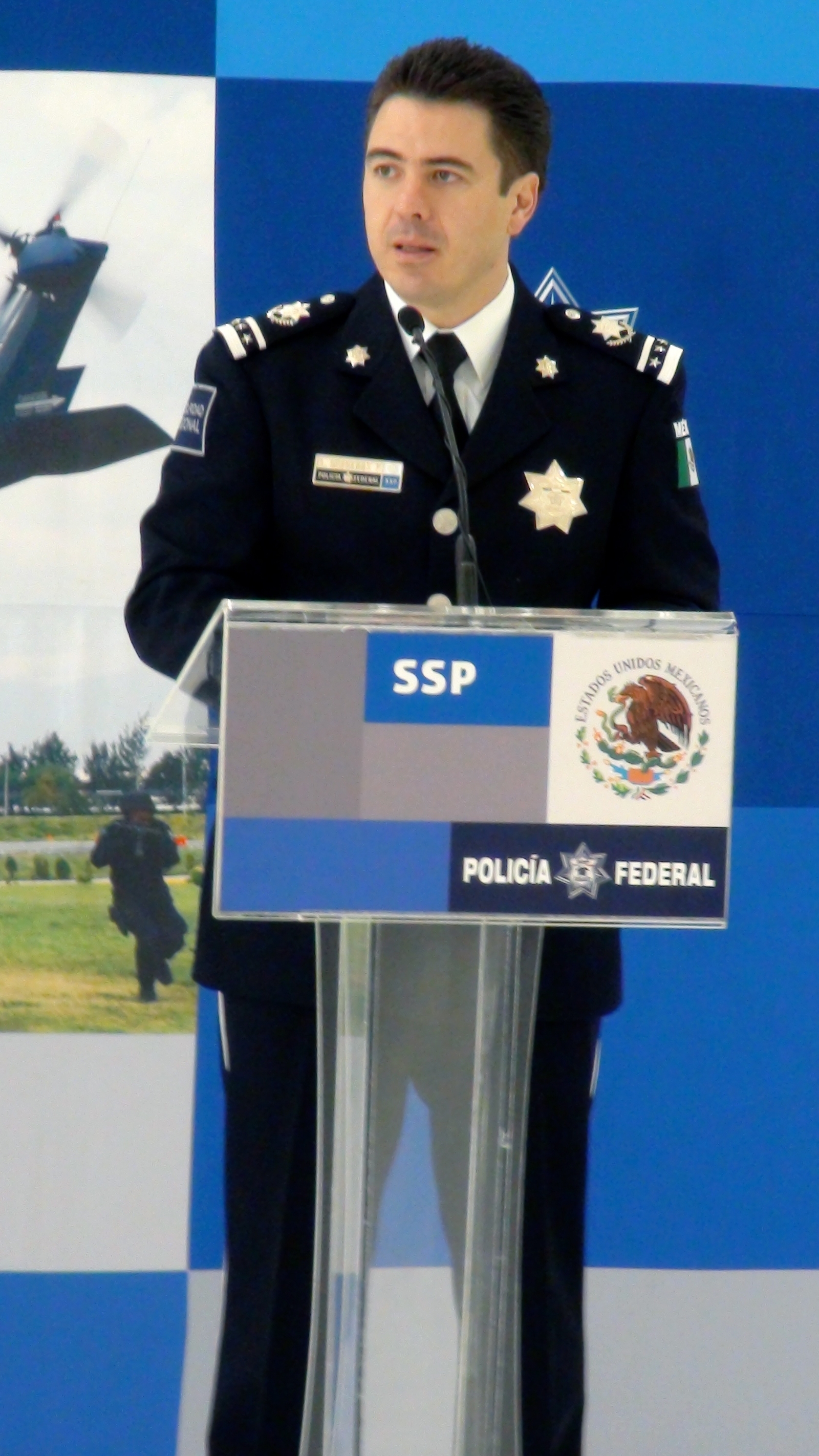 En el 2000 fue nombrado Director General Adjunto de la Policía Judicial Federal