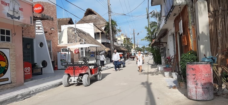 50 toneladas de basura al día se generan en promedio en las vacaciones de verano en Holbox

