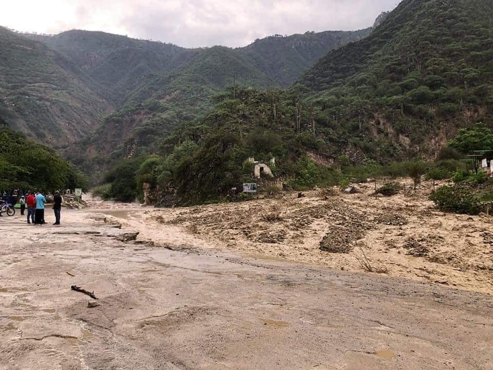 Las Grutas Tolantongo es uno de los principales sitios turísticos de Hidalgo Las Grutas Tolantongo es uno de los principales sitios turísticos de Hidalgo