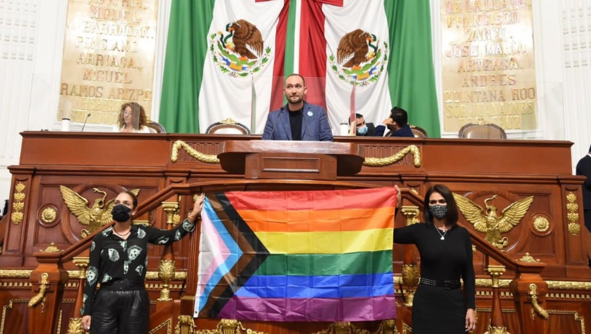 Congreso de la CDMX aprobó la Ley LGBTTTI Congreso de la CDMX aprobó la Ley LGBTTTI