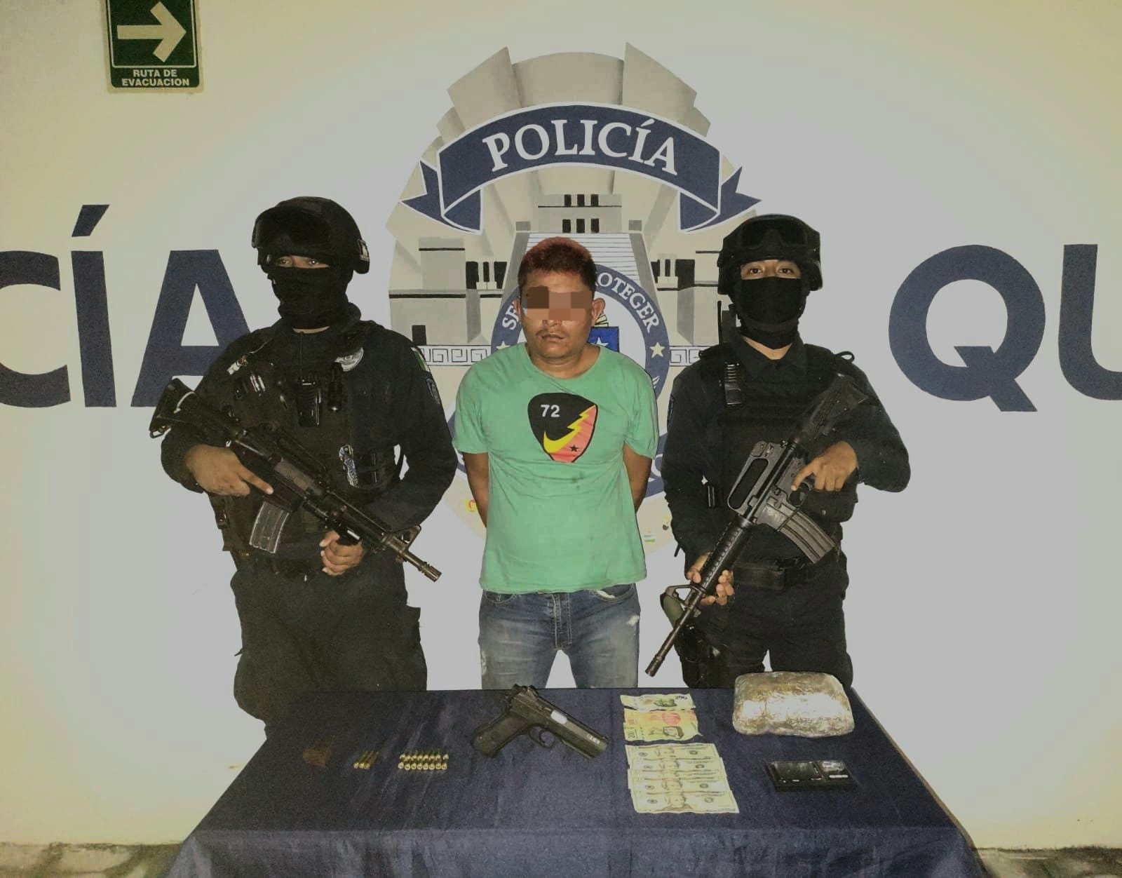 El detenido fue puesto a disposición de las autoridades correspondientes en Tulum para definir su situación legal El detenido fue puesto a disposición de las autoridades correspondientes en Tulum para definir su situación legal