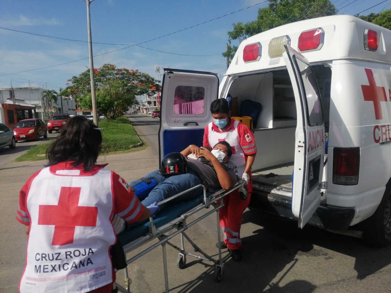 El accidente de tránsito ocurrió en el cruce de las avenidas San Salvador con Juárez El accidente de tránsito ocurrió en el cruce de las avenidas San Salvador con Juárez