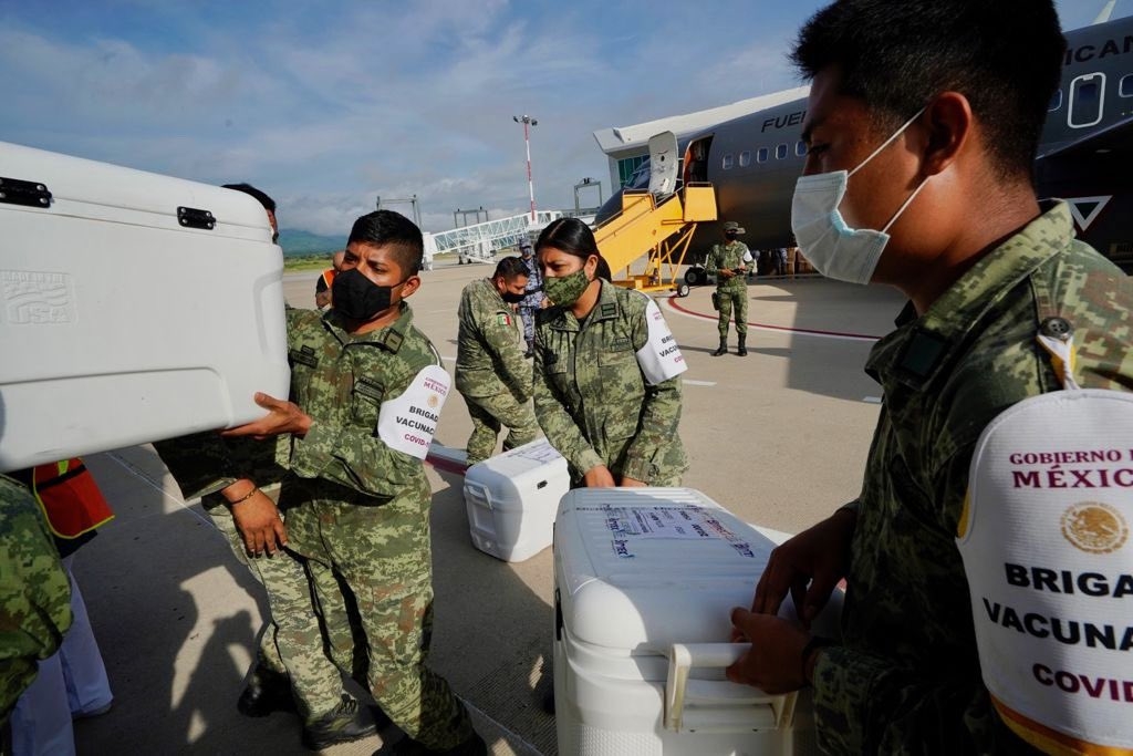 Chiapas recibe 300 mil vacunas contra el COVID-19