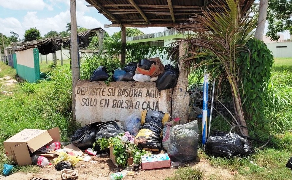 La población local hay mucha inconciencia sobre los temas de reciclaje y buen manejo de la basura, para que se pueda tener una ciudad limpia.