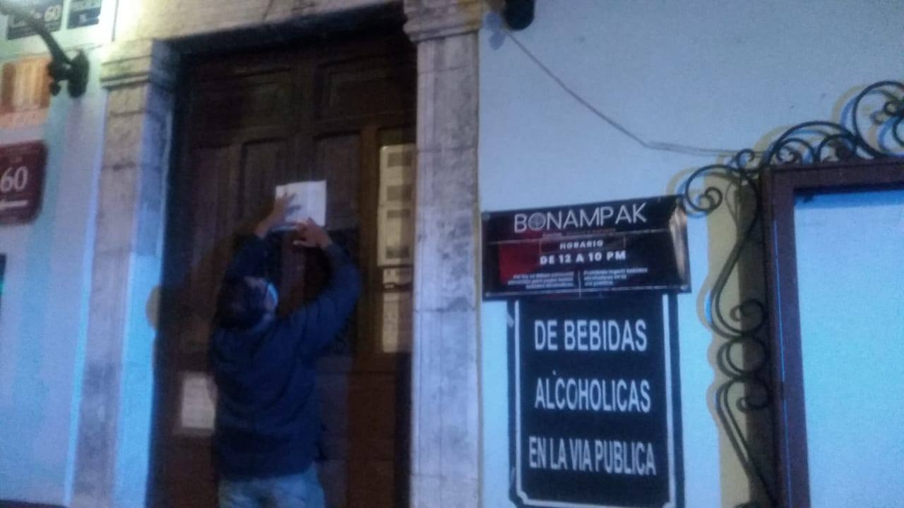 Los locales podrían recibir una multa de $180,000 pesos