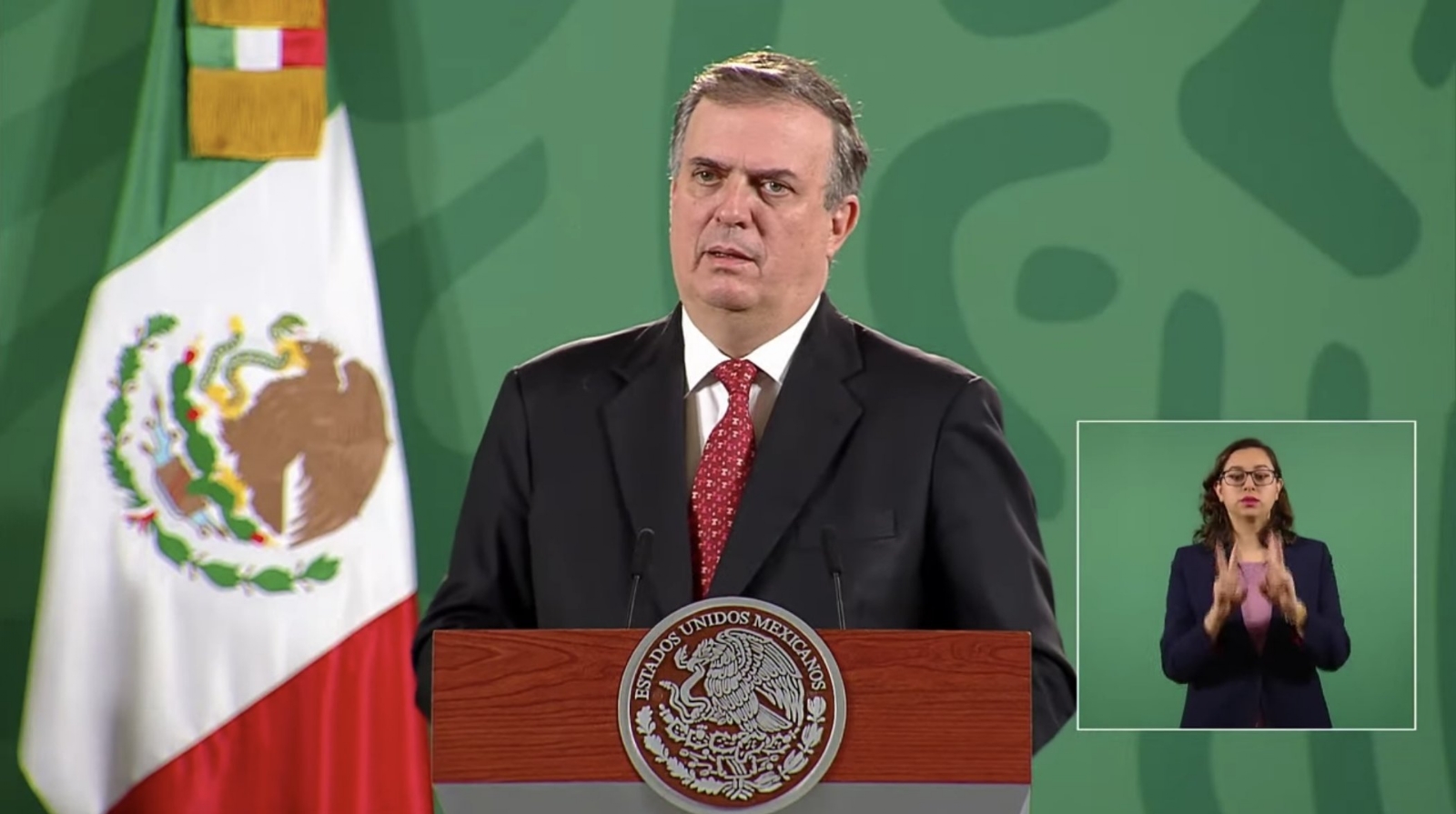 El secretario de Relaciones Exteriores, Marcelo Ebrard, indicó que México condena enérgicamente la invasión militar de Rusia en Ucrania, por lo que llamó a cesar el fuego de inmediato