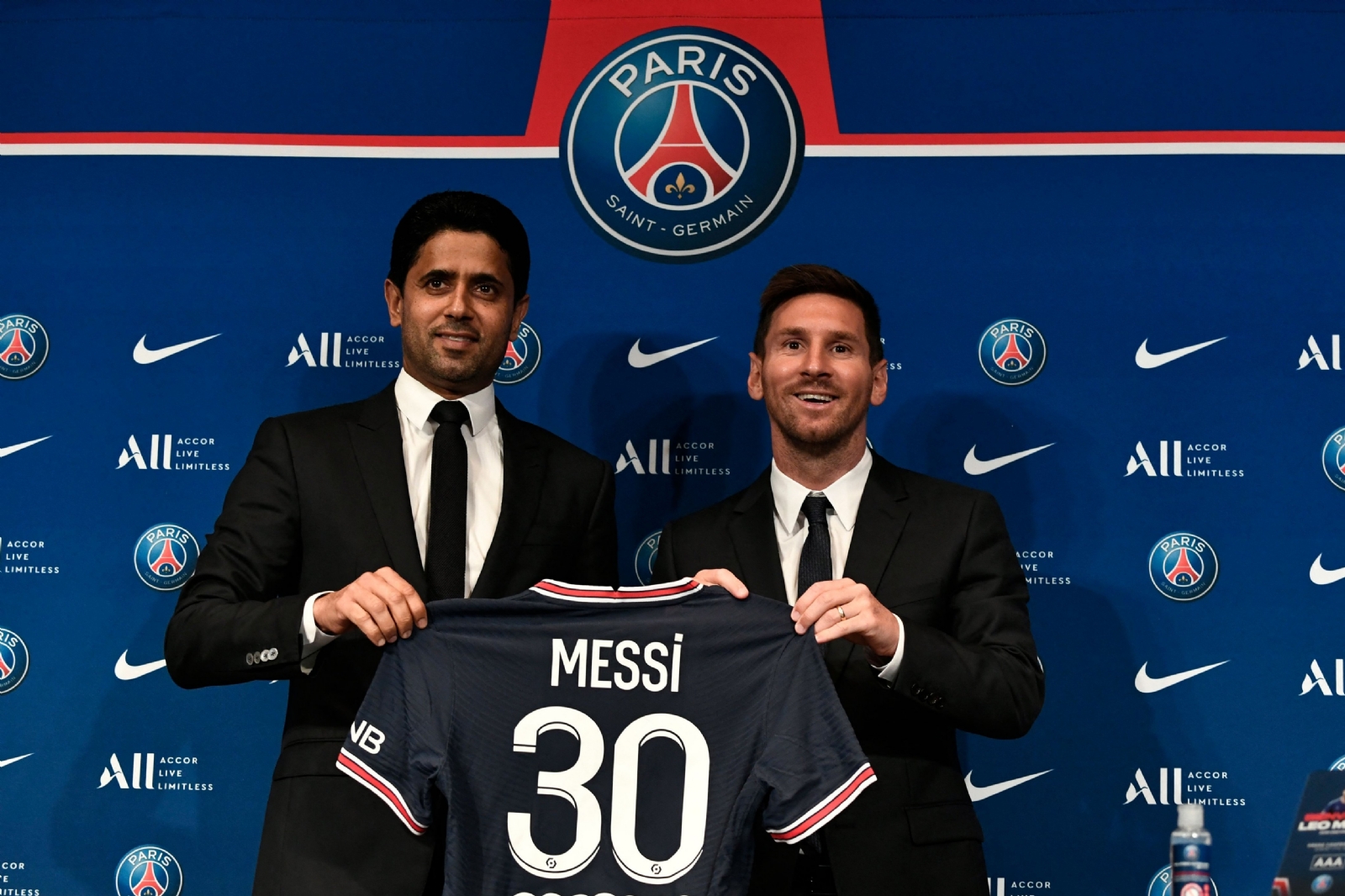 El delantero argentino fue presentado este miércoles como nuevo jugador del PSG