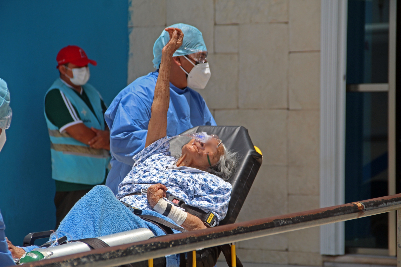 La ocupación hospitalaria por COVID en Quintana Roo, supera el 50 por ciento, según la Red IRAG