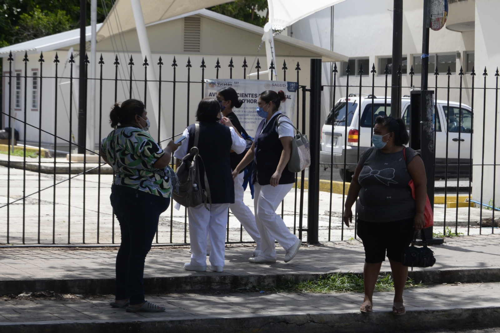 Piña Briceño mencionó que el Hospital Agustín O’Horán, es el más grande de Yucatán y el que atiende mayor número de personas Piña Briceño mencionó que el Hospital Agustín O’Horán, es el más grande de Yucatán y el que atiende mayor número de personas