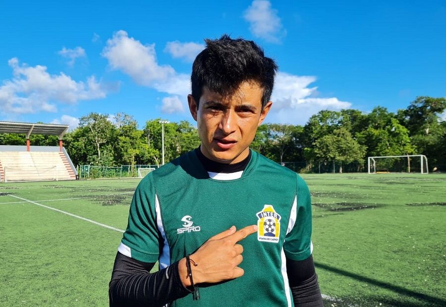 Héctor Armando Lomelí se define como un portero serio y de buen liderazgo en la cancha