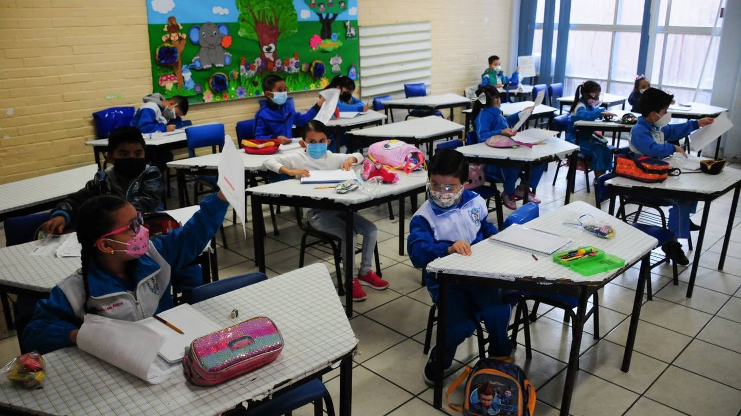 La Beca de Bienestar tendrá un aumento, el cual beneficia a alumnos de educación básica en la CDMX La Beca de Bienestar tendrá un aumento, el cual beneficia a alumnos de educación básica en la CDMX