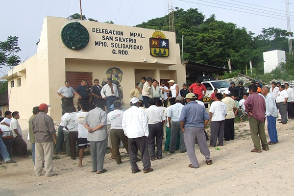 Los pobladores de San Silverio y Yalchén han recibido apoyo social y político históricamente del municipio de Tulum, Quintana Roo Los pobladores de San Silverio y Yalchén han recibido apoyo social y político históricamente del municipio de Tulum, Quintana Roo