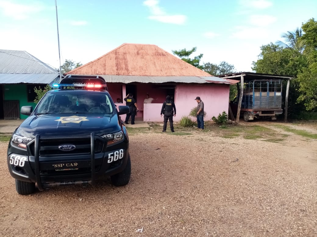 Junto con papeles de su empresa, los asaltantes se llevaron 200 mil pesos rumbo a la Salida a Santa Adelaida