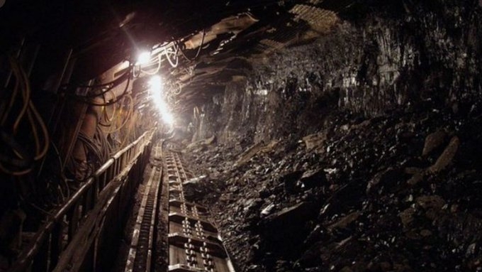 Dos mineros, uno de los cuales falleció, fueron sacados de esta mina ubicada en la localidad de Reshui Dos mineros, uno de los cuales falleció, fueron sacados de esta mina ubicada en la localidad de Reshui