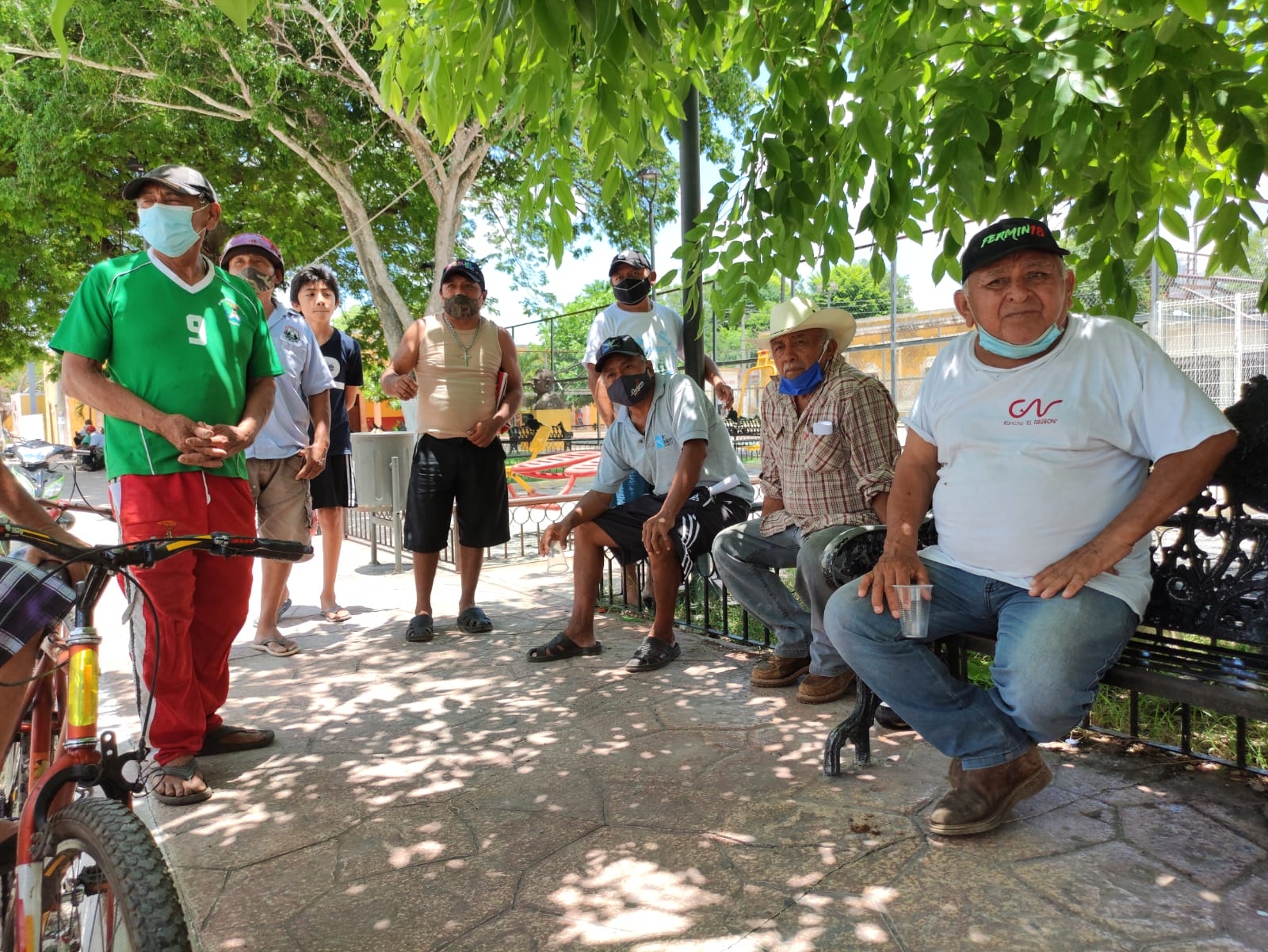 Este sábado los pobladores saldrán a la calle y recolectarán firmas que serán llevadas al presidente Andrés Manuel López Obrador Este sábado los pobladores saldrán a la calle y recolectarán firmas que serán llevadas al presidente Andrés Manuel López Obrador