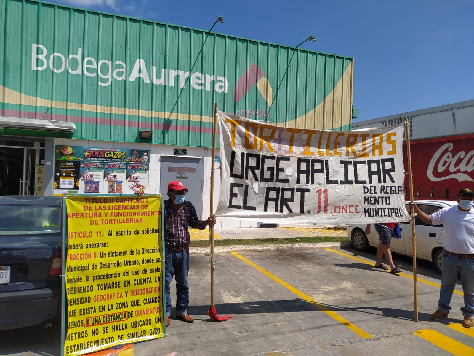 "Hay una tienda a 28 metros que vende tortilla y no nos han contestado en el Ayuntamiento" denunció el representante