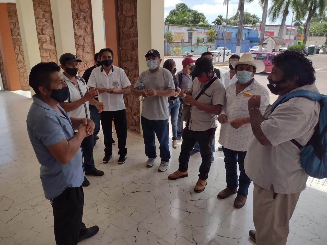 El pago fue prometido por el propio presidente municipal José Esquivel Vargas