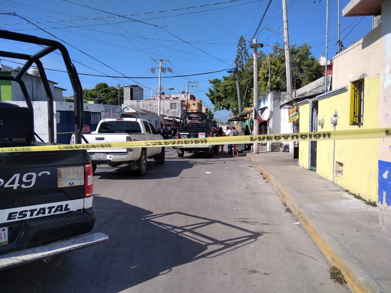 El copiloto fue trasladado aún con vida al hospital general con 4 impactos El copiloto fue trasladado aún con vida al hospital general con 4 impactos