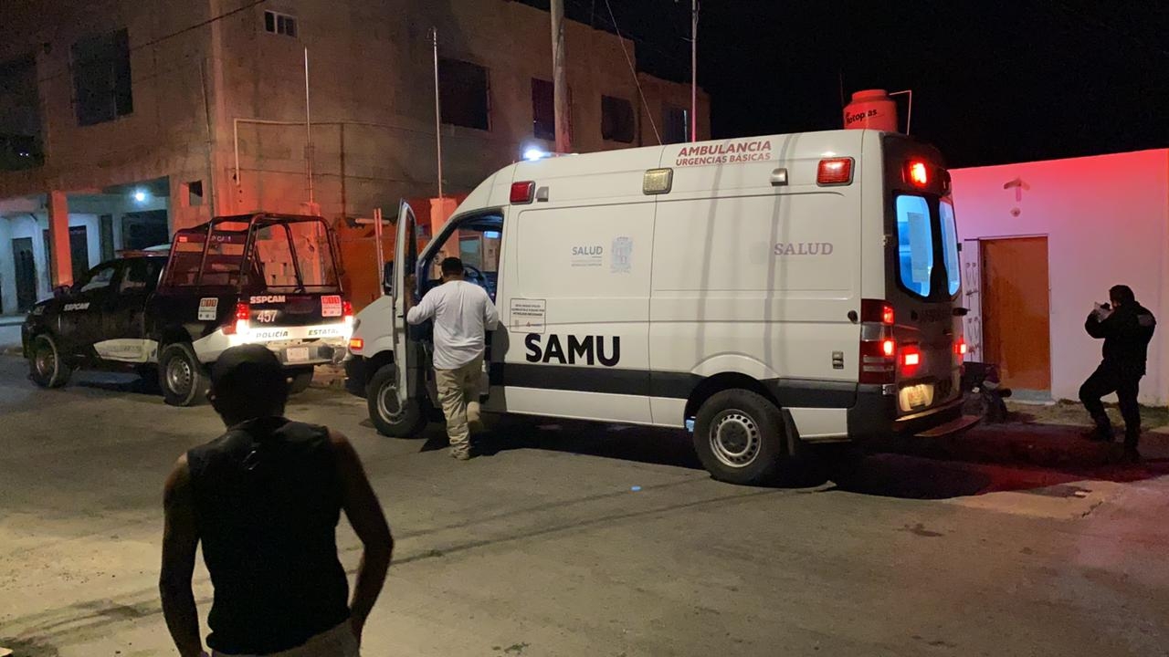Paramédicos del Servicio de Atención Médica Urgente (SAMU) brindaron los primeros auxilios a la mujer Paramédicos del Servicio de Atención Médica Urgente (SAMU) brindaron los primeros auxilios a la mujer