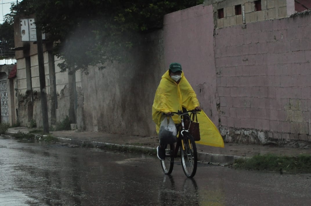 Los residuos de Grace, sumados a una onda tropical, podrían causar lluvias en Yucatán Los residuos de Grace, sumados a una onda tropical, podrían causar lluvias en Yucatán
