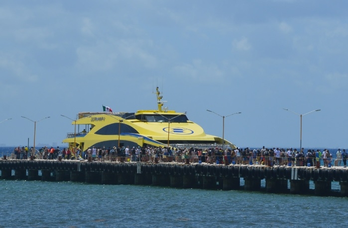 El primer ferry que operó la ruta marítima Cancún-Isla Mujeres provenía de Italia