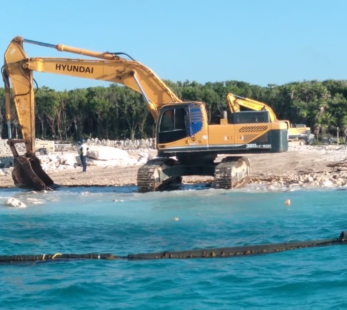 Las obras de la Marina de Grupo Xcaret en Playa del Carmen no han sido clausuradas por la Profepa