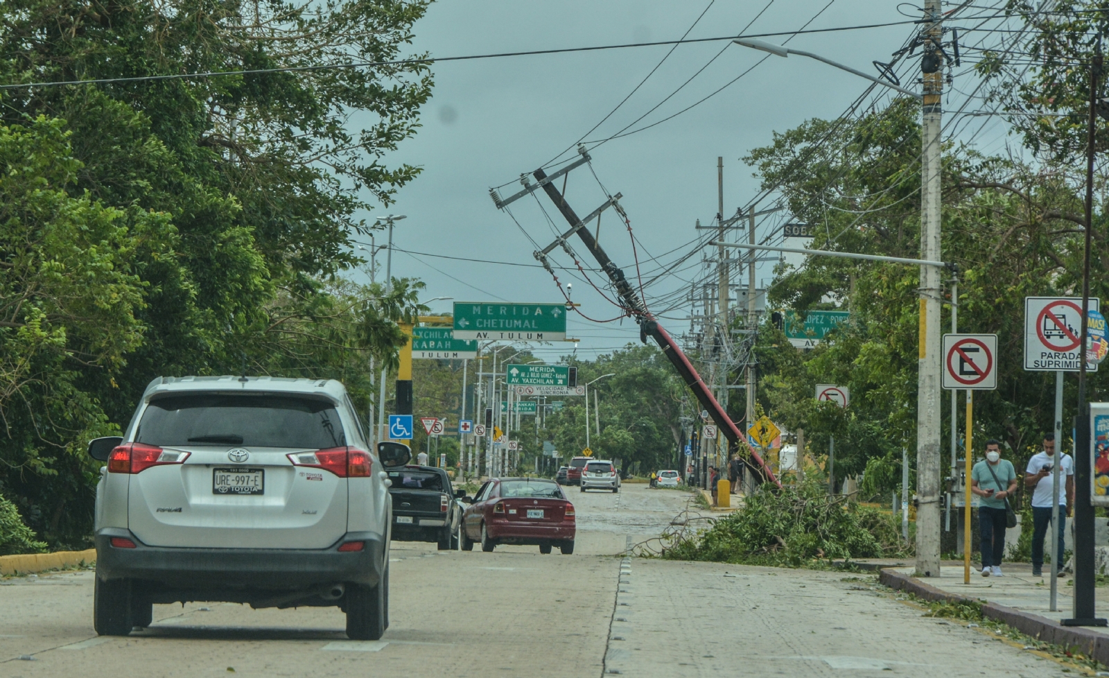 La CFE indicó que el personal desplegado en la Península de Yucatán estará al tanto de las posibles afectaciones al servicio de luz
