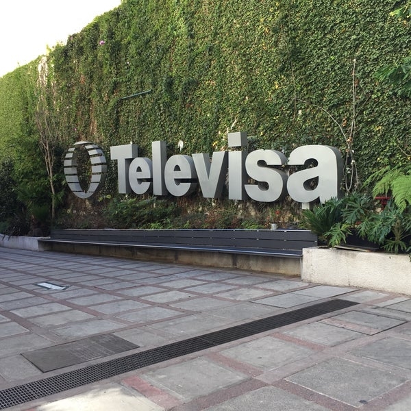 Luego de la unión de Televisa y Univision, ambas televisoras tendrán dos nuevas plataformas de streaming llamadas ViX y ViX + y con ello nuevo contenido exclusivo en el que destacó el anuncio del remake de Senda Prohibida, primera telenovela producida en México