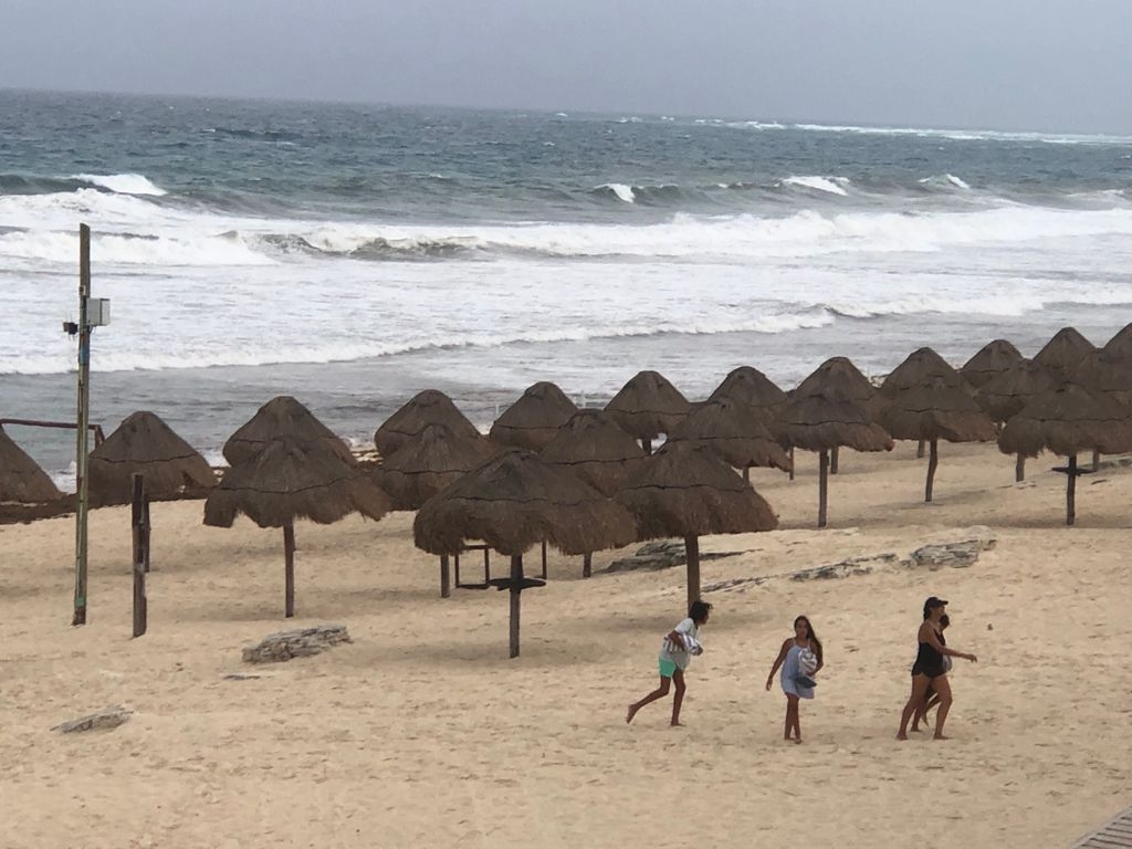 Se espera una temperatura máxima de 32 °C en Cancún