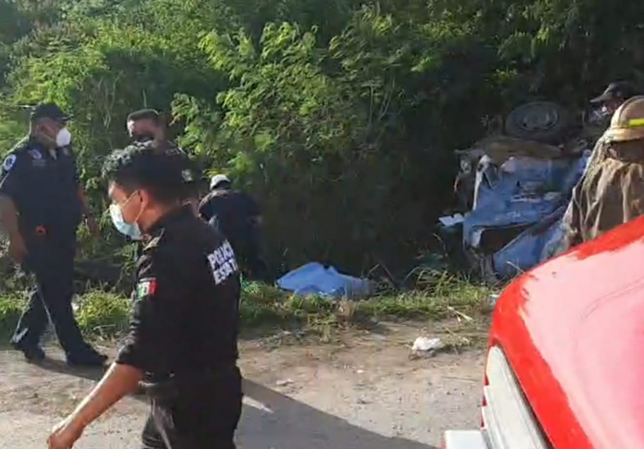 El tráiler transitaba con exceso de velocidad, a una velocidad de más de 100 kilómetros por hora en una zona de 80