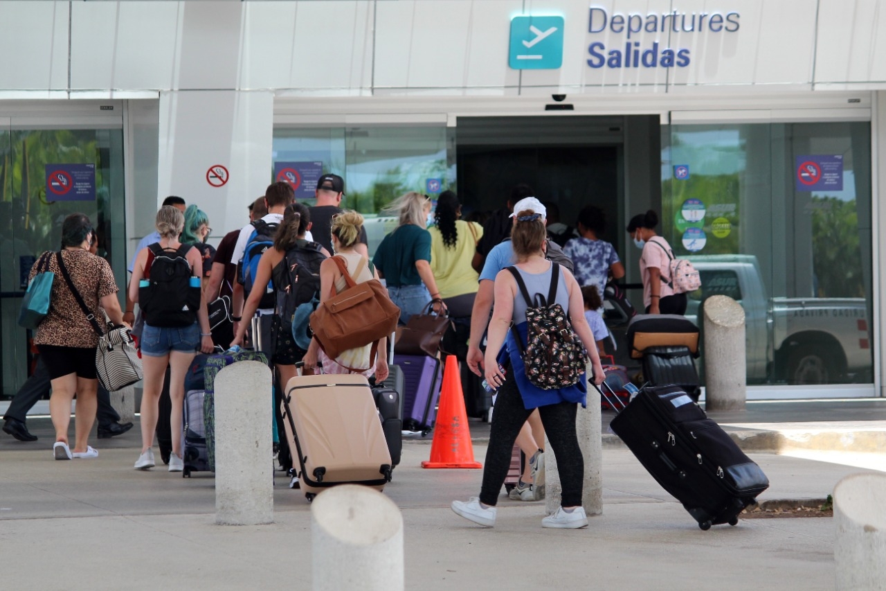 En el caso de las llegadas, 119 de ellas son vuelos internacionales y 84 son rutas nacionales